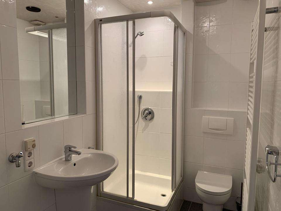 Wohnen im Schloss: Exklusive 4/5-Zimmer-Wohnung mit besonderem Flair – Bild 19