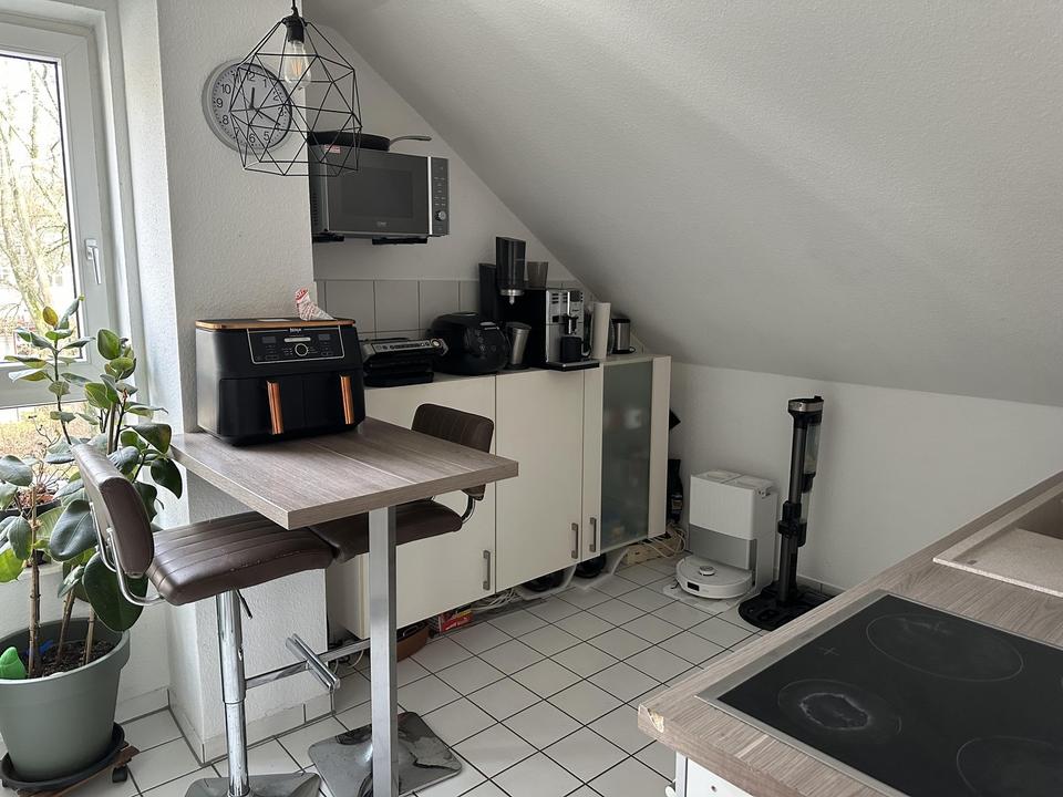 Schöne Dachgeschoss Wohnung, Stadtnah von Menden – Bild 8