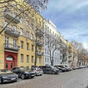 Seltene Gelegenheit - kernsanierte und bezugsfreie Wohnung am Zionskirchplatz