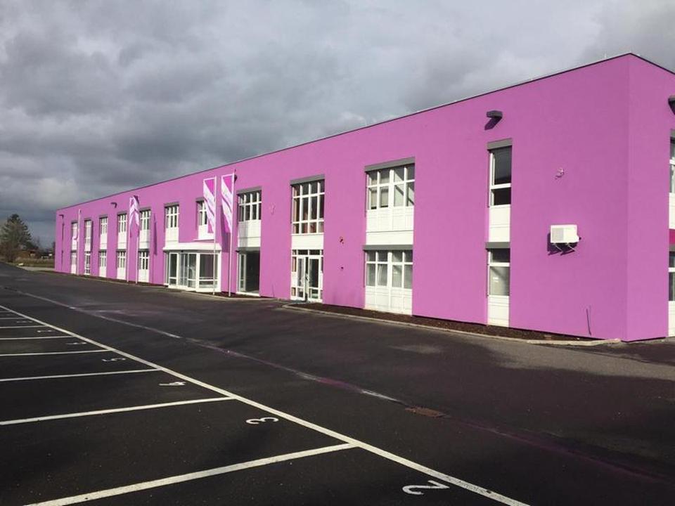 Büro/Soz. R. 206m², Lager-Produktion 750m², Freifl. >5000m² (Option + CNC Zerspanung ca.400m²