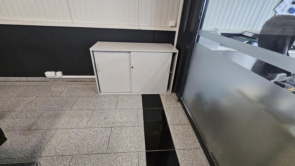 schönes Büro,möbiliert,all-inclusive,flexible Laufzeit möglich – Bild 4