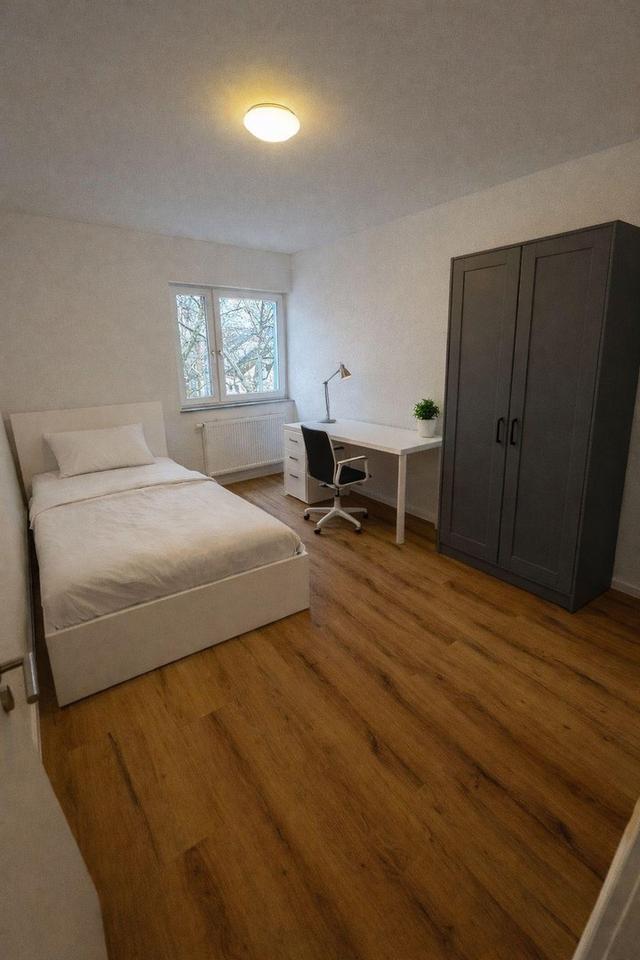 WG tauglich: Erstbezug nach Sanierung voll möbliert/Zimmerweise mieten möglich – Bild 2