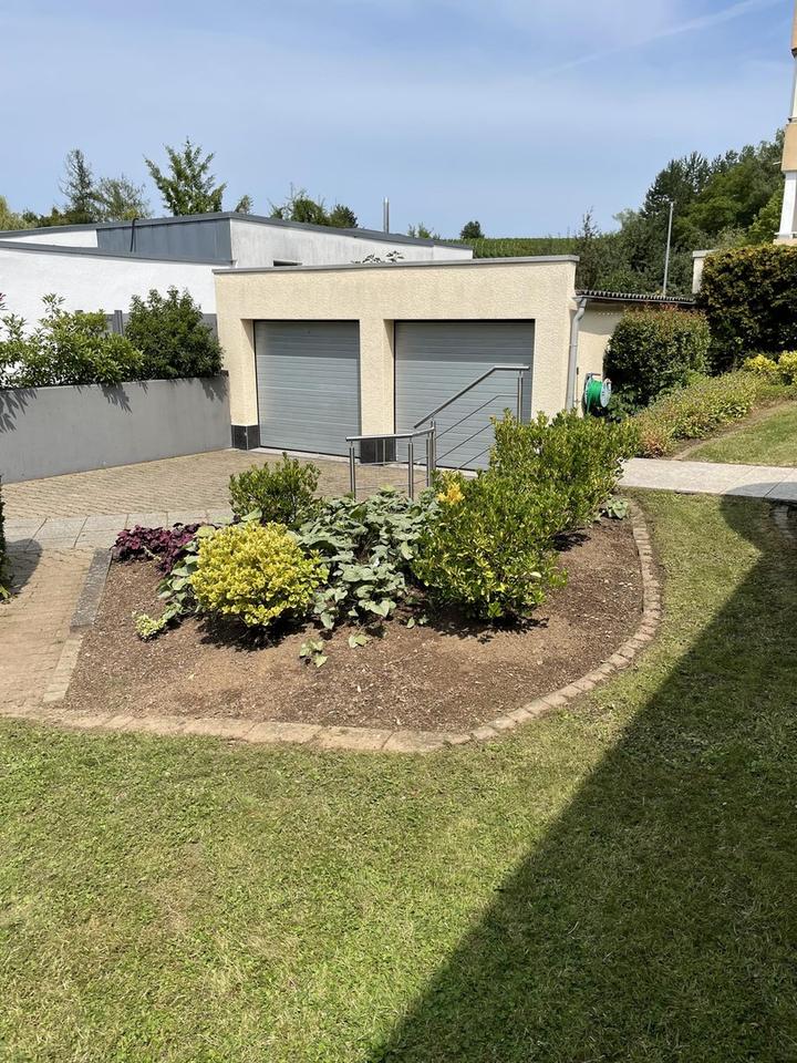 Großzügiges, helles Einfamilienhaus mit Einliegerwohnung, Massivbauweise, Sackgassenlage – Bild 11