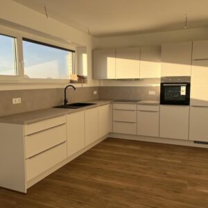 Erstbezug! 3‑Zimmer‑Wohnung mit Balkon & KfW40 QNG in Wiedenbrück – Wohnen auf neuem Niveau