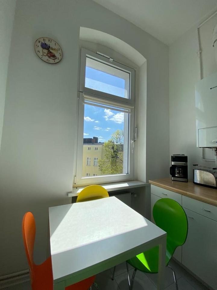 Helle, moderne 3-Zimmer-Wohnung in Steglitz – VOLLMÖBLIERT(fully furnished) – Bild 2