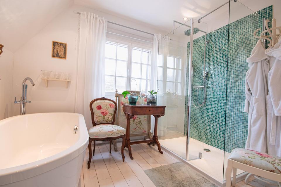 Charmantes Schwarzwaldhaus mit Pool – Bild 17