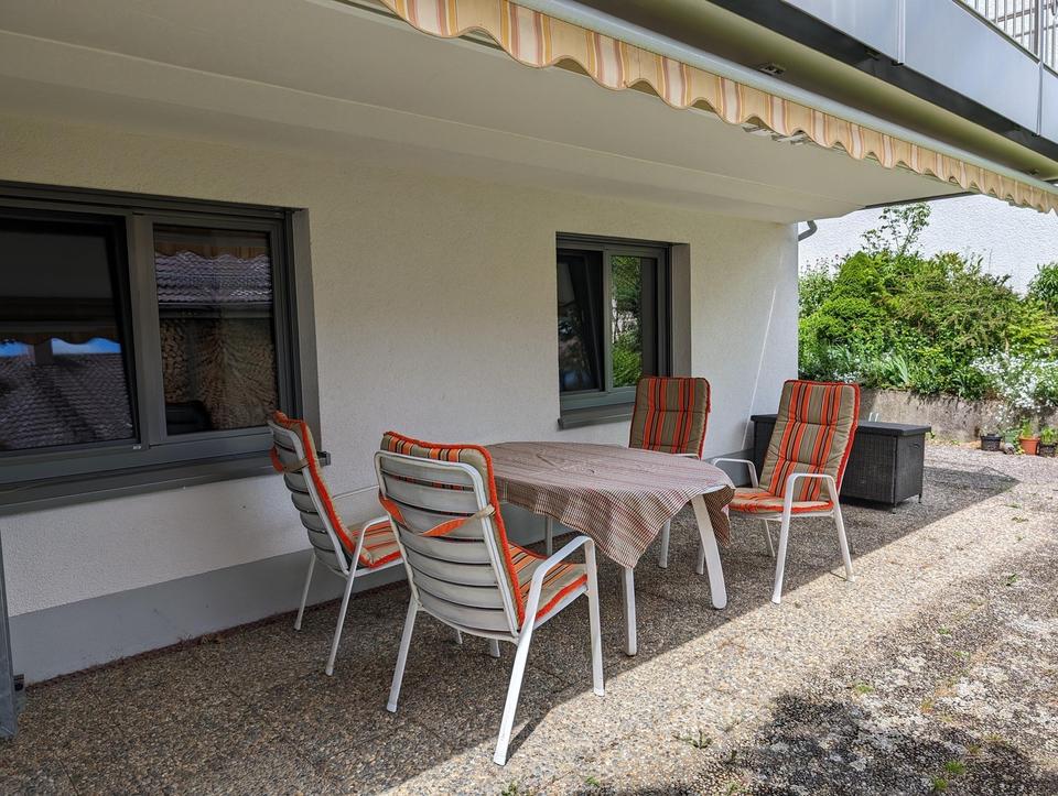 Ulm-West (Söfl.), 2,5 - Zi - Whg, ruhig, möbliert und ausgestattet