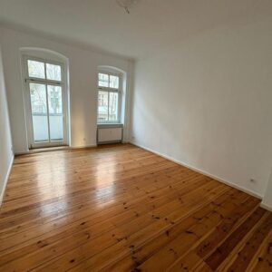 ! Provisionsfrei ! Bezugsfreie 3-Zi Wohnung mit Balkon