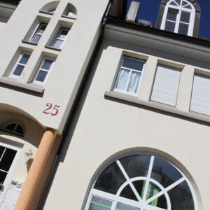 Traumwohnung MITTEN in der Stadt 5,5Zi, 4 Bäder & Balkon