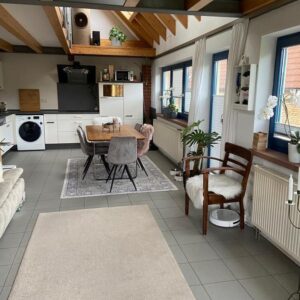 71m² hochwertige vollmöblierte Maisonette-Wohnung mit Einbauküche, Balkon, Kamin und Galerie