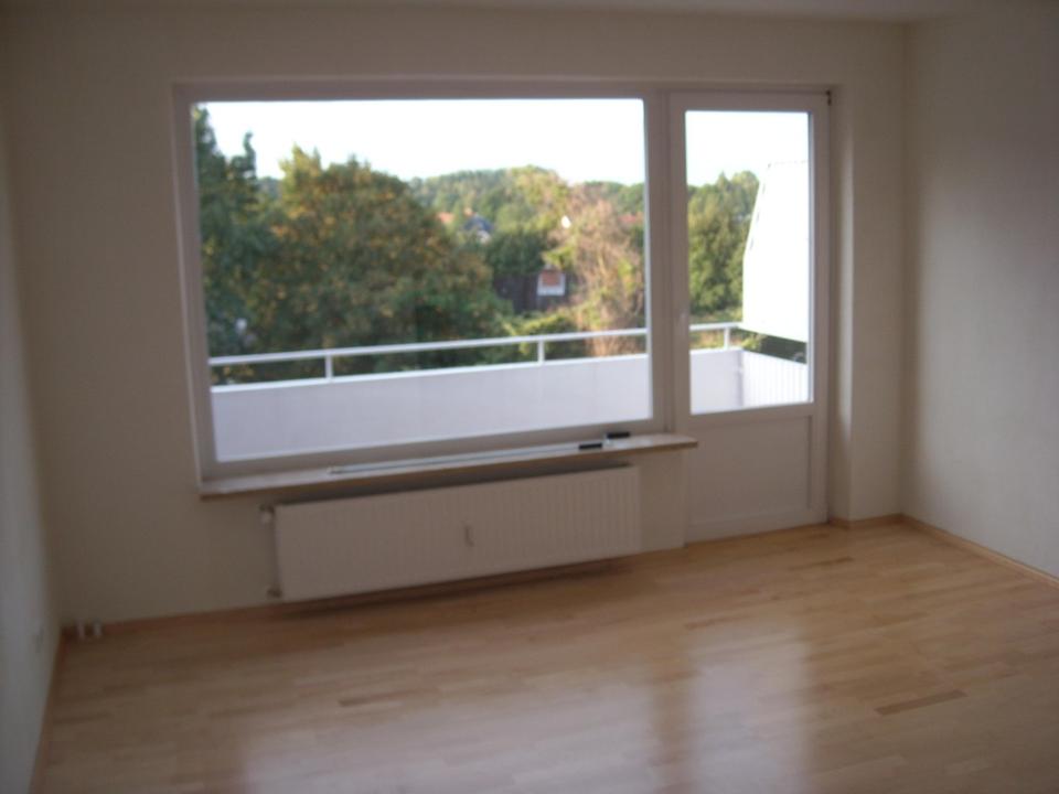 Sehr schöne, gut geschnittene und ruhige 2-Zimmer-Wohnung mit Balkon in St. Jürgen – Bild 8