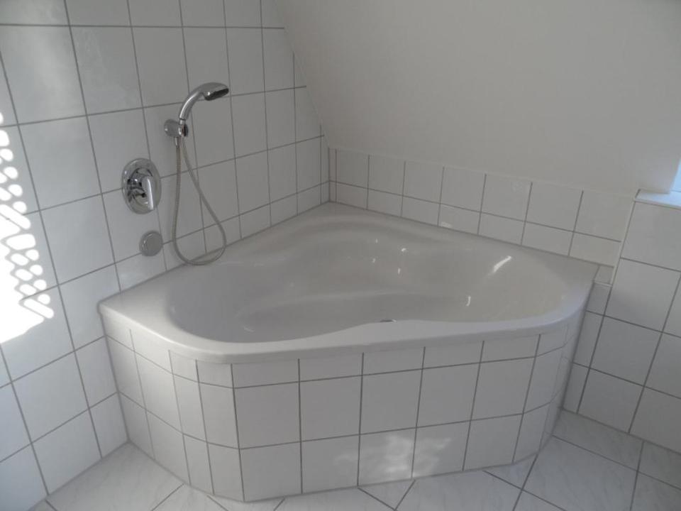 3-Zimmer im Dachgeschoss mitten im Heusteigviertel inkl. EBK – Bild 5