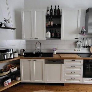 Wunderschöne großräumige 4 Raum Wohnung + Kamin & direkter Zugang zum Garten direkt am Schloßpark