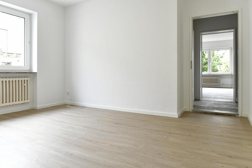 Großzügige, helle 3-Zimmer Erdgeschosswohnung mit Rundumblick ins Grüne – Bild 20