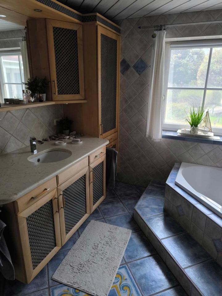 Zweifamilienhaus Gartenwohnung mit Einliegerwohnung, Terrasse & Garage in ruhiger Traumlage – Bild 8