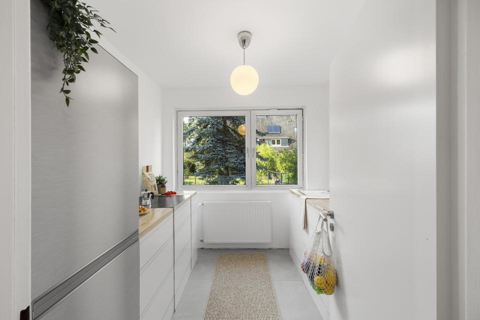 Seltene Gelegenheit – frisch renovierte 4-Zimmer-Wohnung mit Südterrasse & Gartenanteil – Bild 7