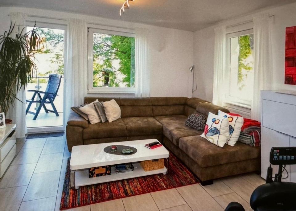 Von PRIVAT: Charmantes Mehrgenerationenhaus mit großem Saal und Einliegerwohnung – Bild 4