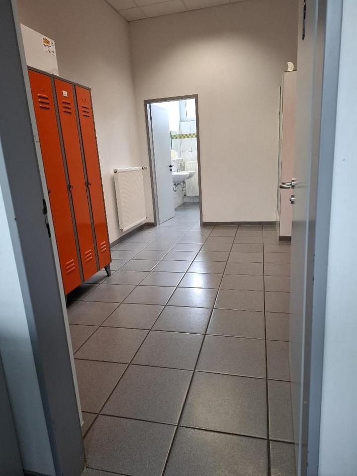 Vielseitige Gewerbehalle / Produktionshalle / Lager – Bild 12