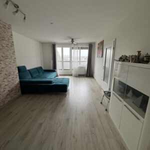 ! Provisonsfrei ! Geräumige 4,5-Zimmer Maisonette-Wohnung in zentraler Lage