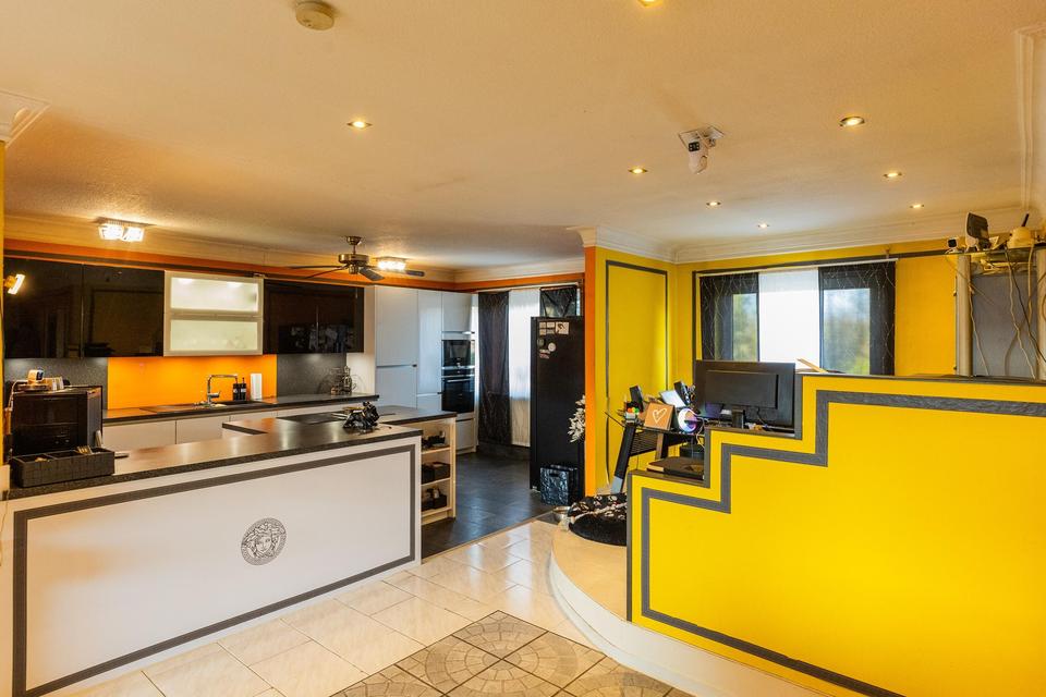 Wohnen wie im Haus: 250 m² auf einer Ebene , separater Eingang, riesen Terrasse – Bild 7