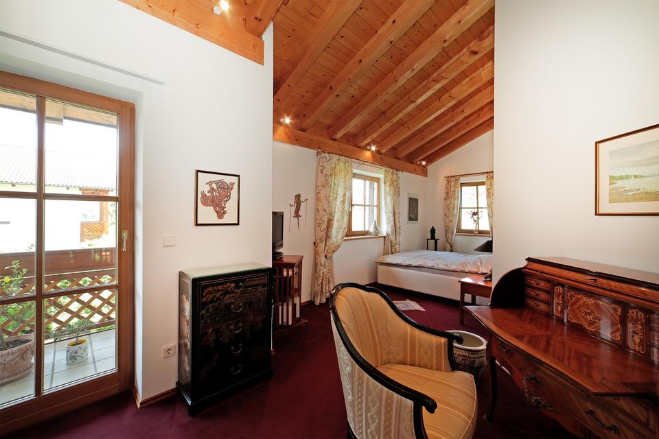 Wunderschönes EFH im Landhausstil – Bild 9