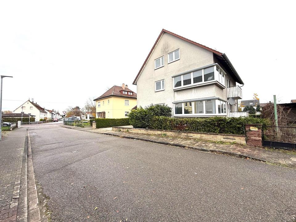 Schöne 3-Zimmer DG-Wohnung inkl. Küche * in Rheinstetten – Bild 8