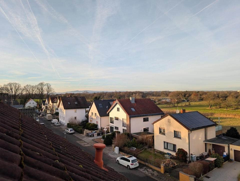 Attraktive 3,5 Zimmer Galeriewohnung mit Südbalkon & 2 Stellplätzen – Bild 12