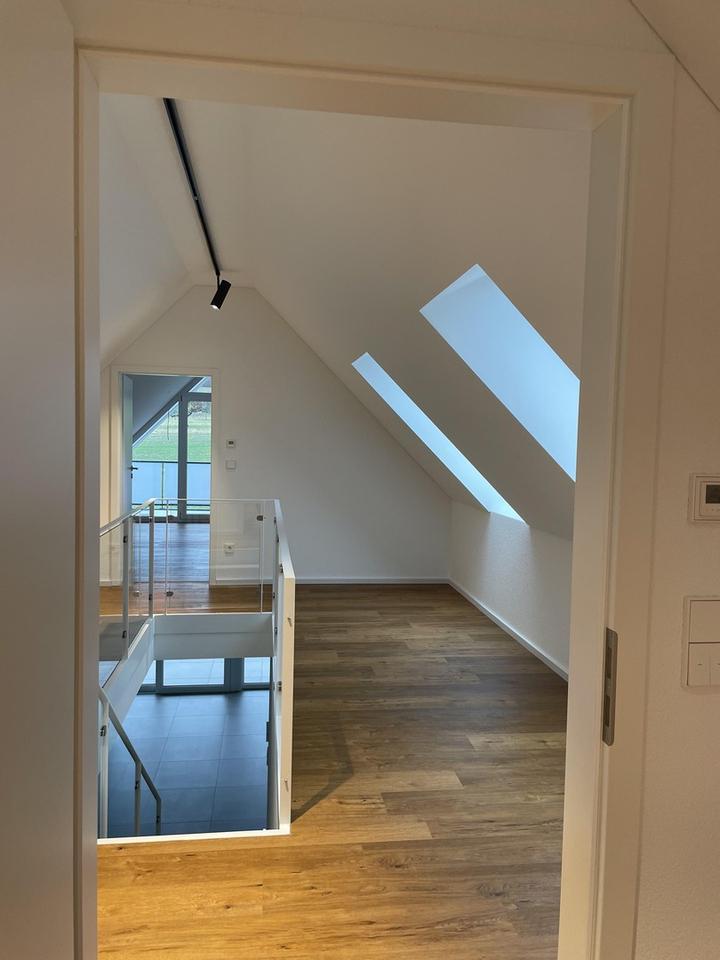 Wohnen wie im Haus mit Blick ins Grüne – Bild 2