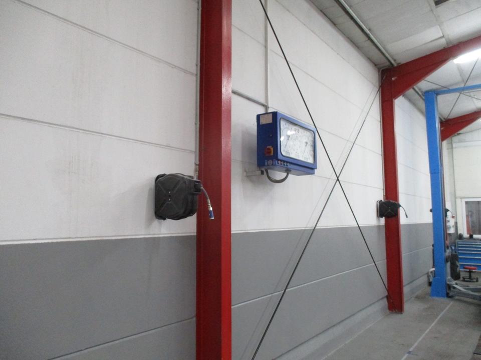 Pkw Werkstatt-KFZ-Transporter-LKw Werkstatt mit Autoplatz – Bild 6