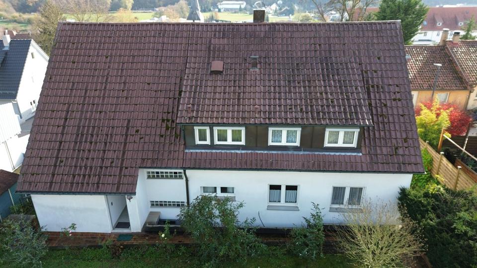 Sehr gepflegtes Ein-/ Zweifamilienhaus in Lomersheim, Garten, Balkon, Garage, – Bild 7
