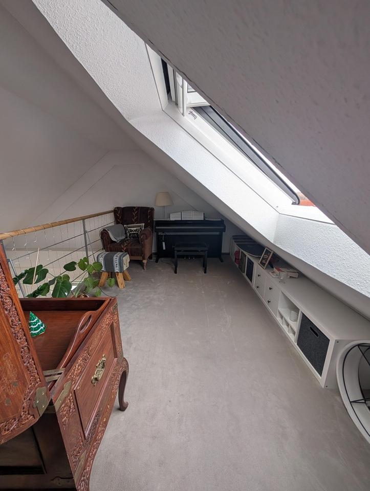 Attraktive 3,5 Zimmer Galeriewohnung mit Südbalkon & 2 Stellplätzen – Bild 10