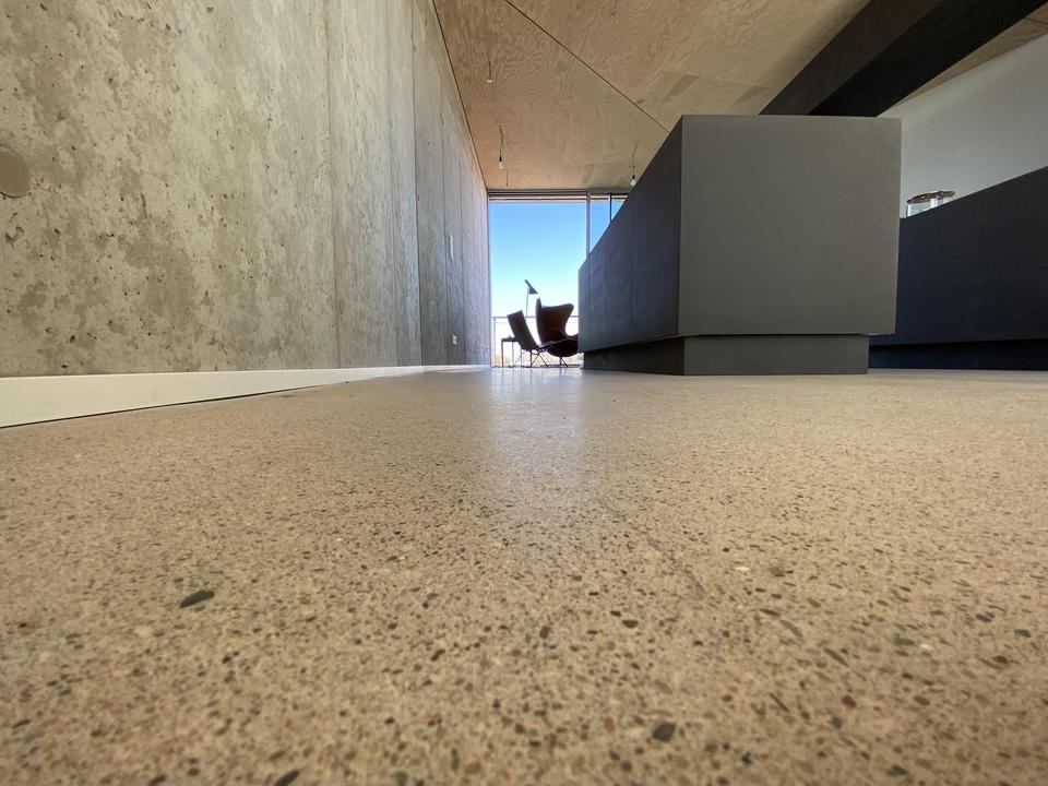 Bilker Bunker - Wohnen über den Dächern von Düsseldorf / Living above the roofs of Düsseldorf – Bild 14