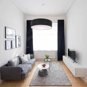 Modernes möbliertes Apartment, mit privatem Innenhof!