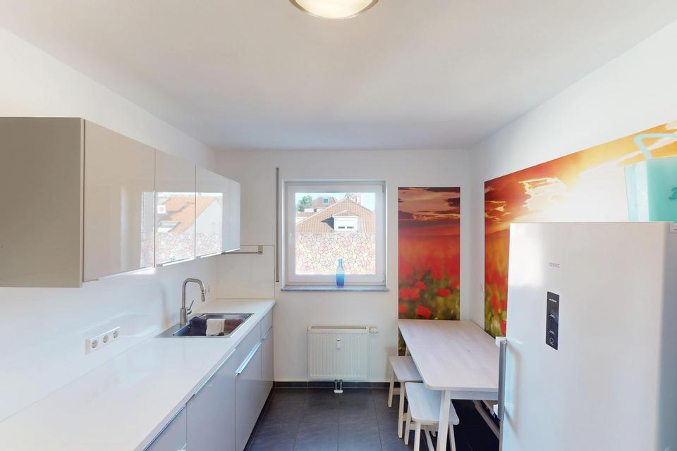 5.OG mit Fahrstuhl und unglaublichem Blick über die Stadt (provisionsfrei) – Bild 12