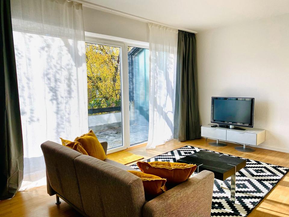 Stilvolles Apartment komplett möbliert mit eigenem Stellplatz vor den Toren Düsseldorfs