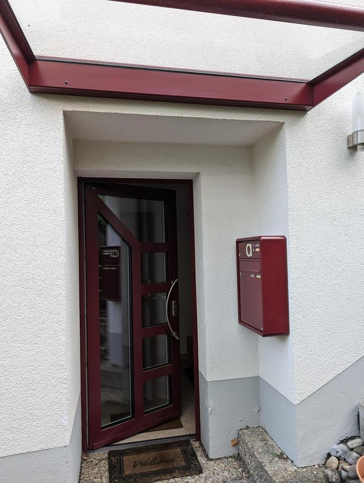 Ulm-West (Söfl.), 2,5 - Zi - Whg, ruhig, möbliert und ausgestattet – Bild 2