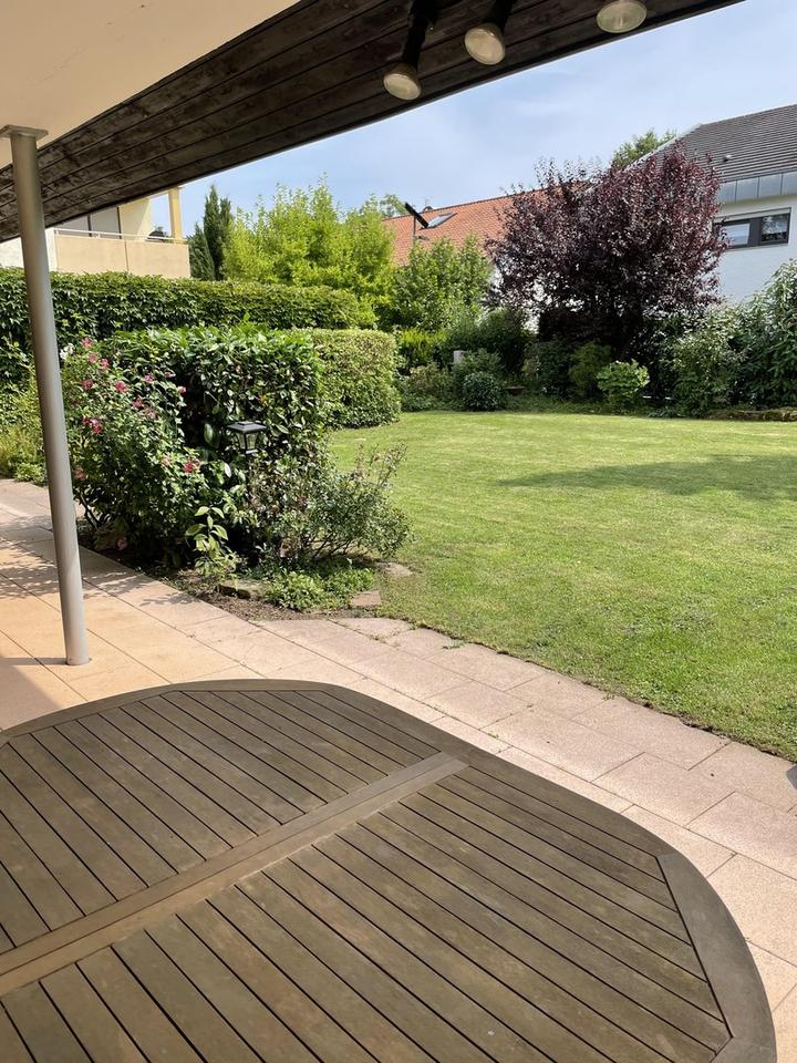 Großzügiges, helles Einfamilienhaus mit Einliegerwohnung, Massivbauweise, Sackgassenlage – Bild 7