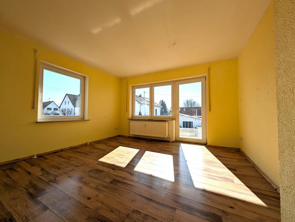 Attraktive 3-Zimmer-Wohnung mit sonnigem Balkon und Stellplatz – Bild 3