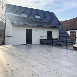 Penthouse Maisonette Wohnung mit riesiger Dachterrasse - Erstbezug nach energ. Komplettsanierung