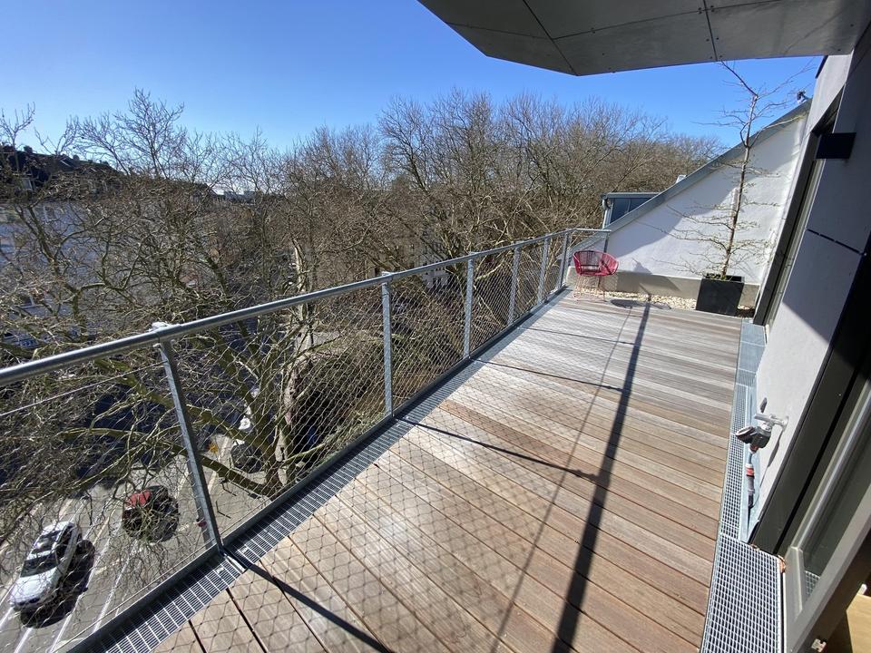 Bilker Bunker - Wohnen über den Dächern von Düsseldorf / Living above the roofs of Düsseldorf – Bild 21
