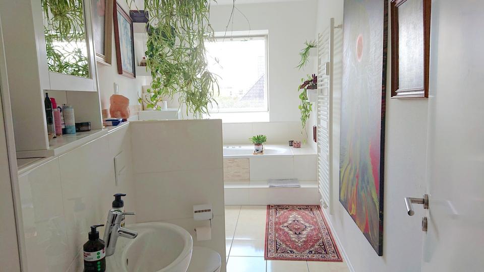 Maisonettewohnung mit 2 Dachterrassen und 2 Bädern – Bild 4