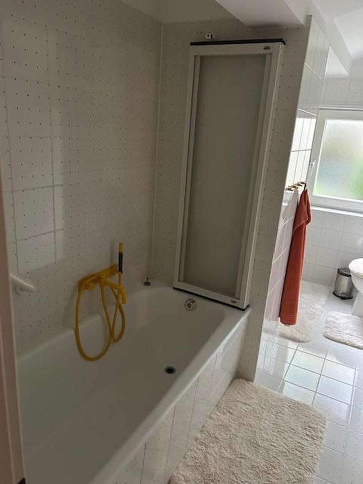 Schöne große Wohnung im gehobenen Standard in sehr guter Wohnlage im Dobbenviertel – Bild 32