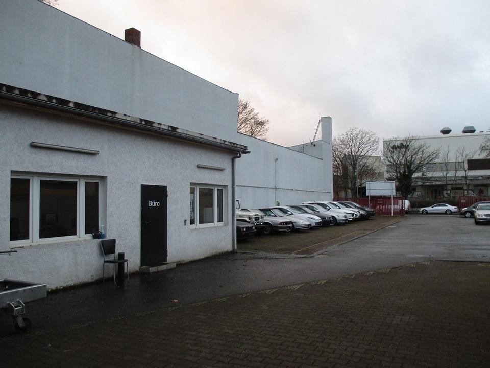 Pkw Werkstatt-KFZ-Transporter-LKw Werkstatt mit Autoplatz – Bild 10