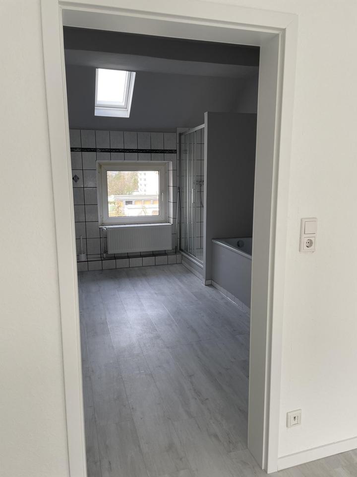 Helle, freundliche und sanierte Wohnung in ruhiger Lage. – Bild 7