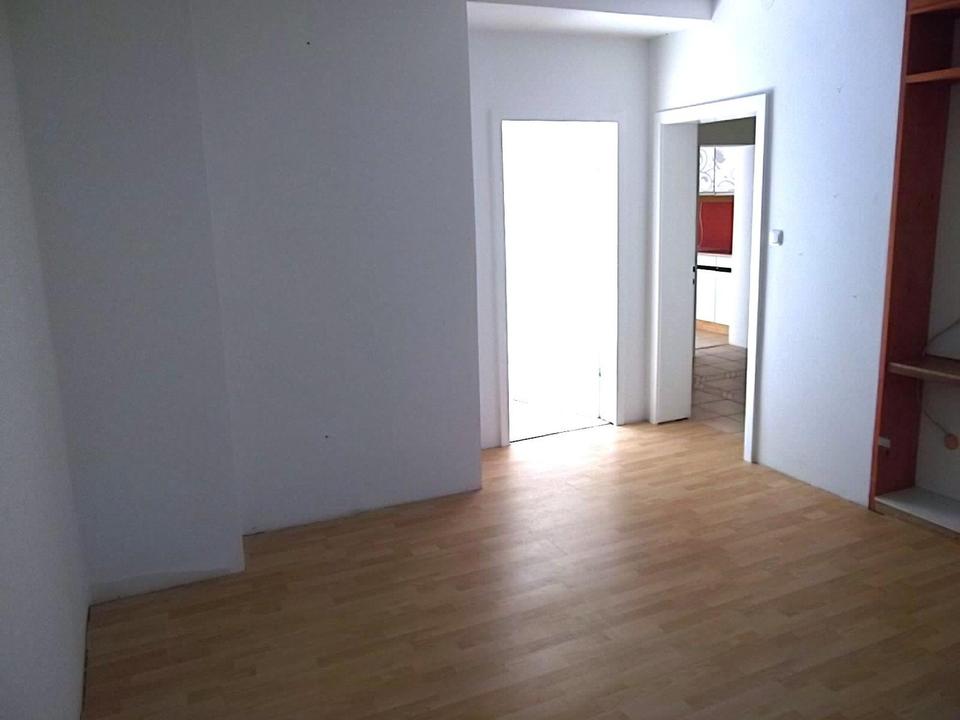 Anliegerwohnung mit Sonnenterasse – Bild 11