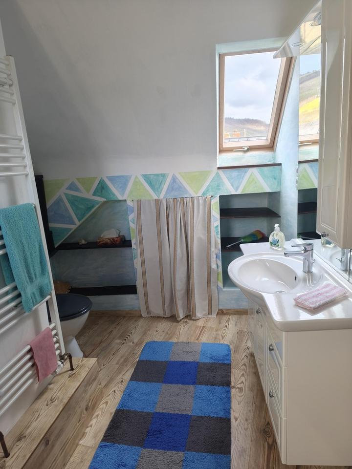 Wohnhaus mit 3 WG. und Dachterrasse für 800€ pro/ qm Ein Schnäpchen!!! – Bild 24