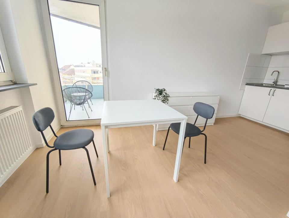 Sofort verfügbar: Sanierte, möblierte 1-Zimmer-Wohnung mit Balkon in Mannheimer Bestlage – Bild 6