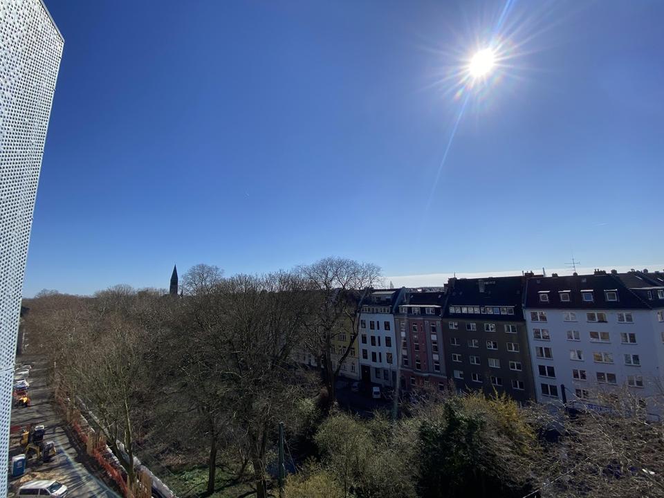 Bilker Bunker - Wohnen über den Dächern von Düsseldorf / Living above the roofs of Düsseldorf – Bild 17