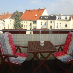 Angebotspreis - Gemütliche 3-Raum-Wohnung mit Balkon in der Südstadt