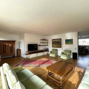 4 Zimmer Wohnung, möbiliert, typischer Bungalowschnitt, sehr gute Wohnlage [Westend]